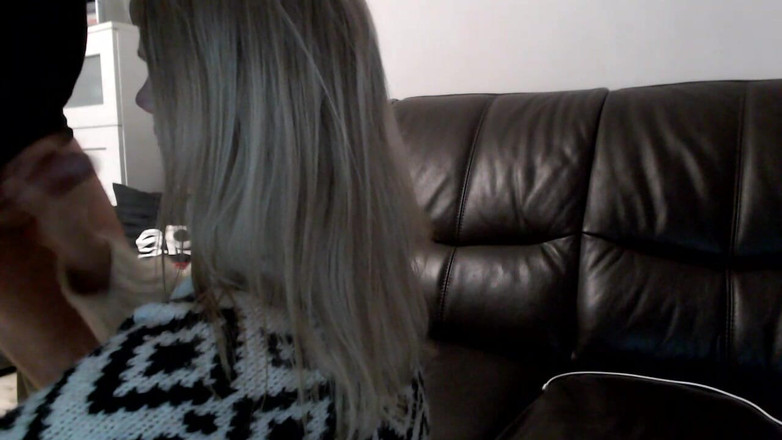 MagicStas: Holka chce kouření a honění se spermatem na obličeji