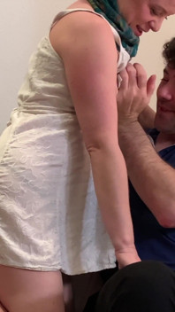 Nueva madrastra quiere ser alguien especial en la vida de su hijastro