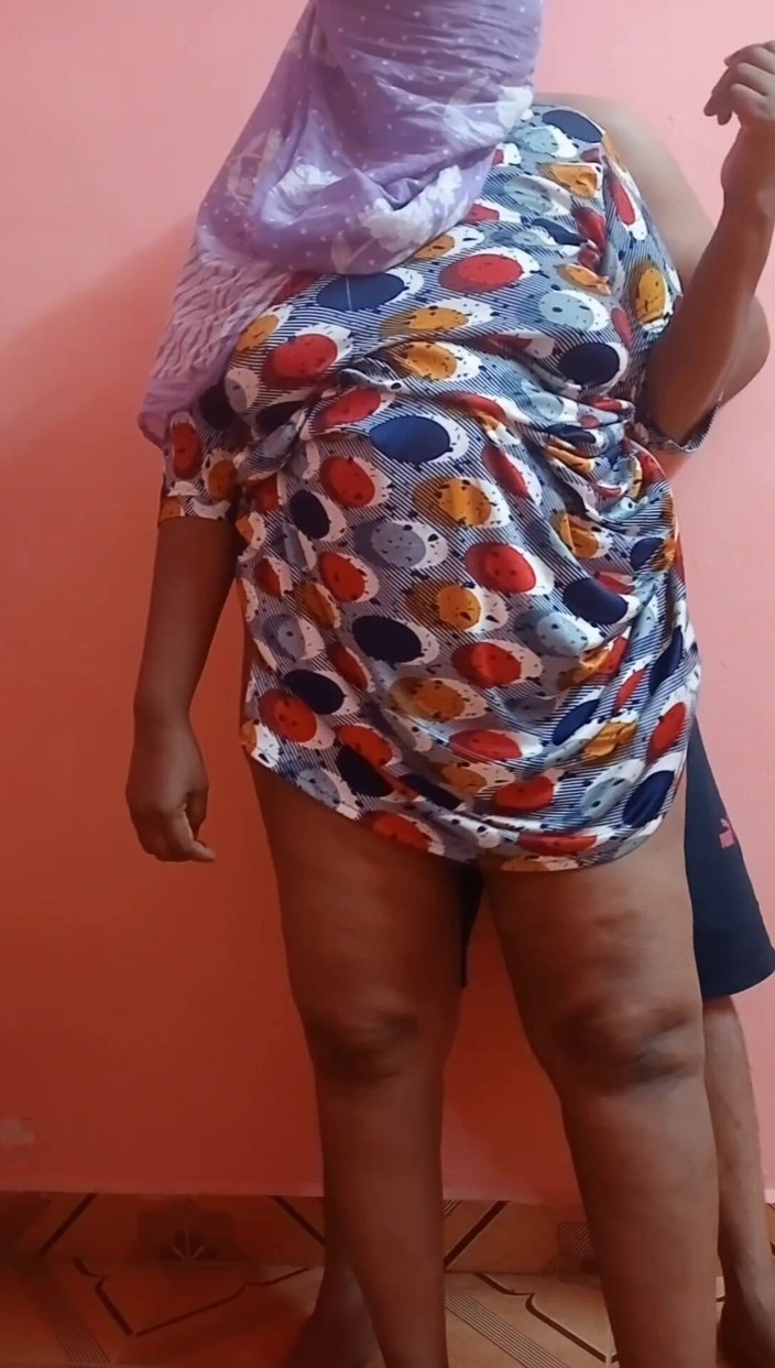 Benita sweety: Chubby Cuckold Couple Sharing Wife