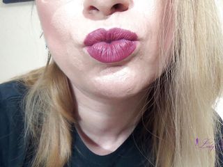 Morrigan Havoc: Berry sexy lippen
