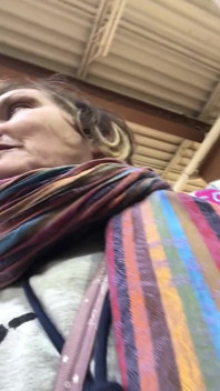 ¡mostrando Mis Tetas En El Supermercado Para Mostrarte Lo Frío Que Estaba!