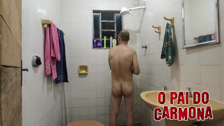 Carmona's father: Kdo přijde do koupele?