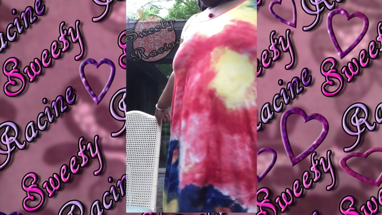 Sweety Racine: SSBBW smokes outside