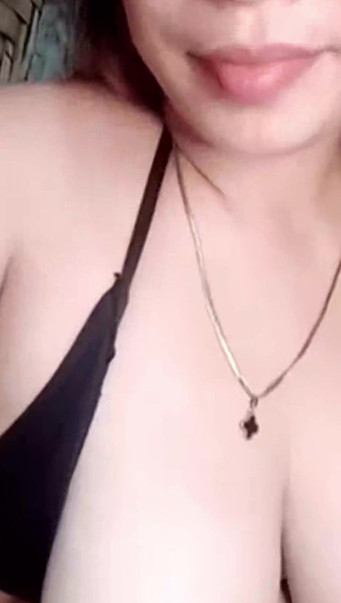 Carol Rayos De Guzman: Horny Asian Teen Blows Sex