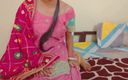Saara Bhabhi: Pokazuje mój duży indyjski tyłek