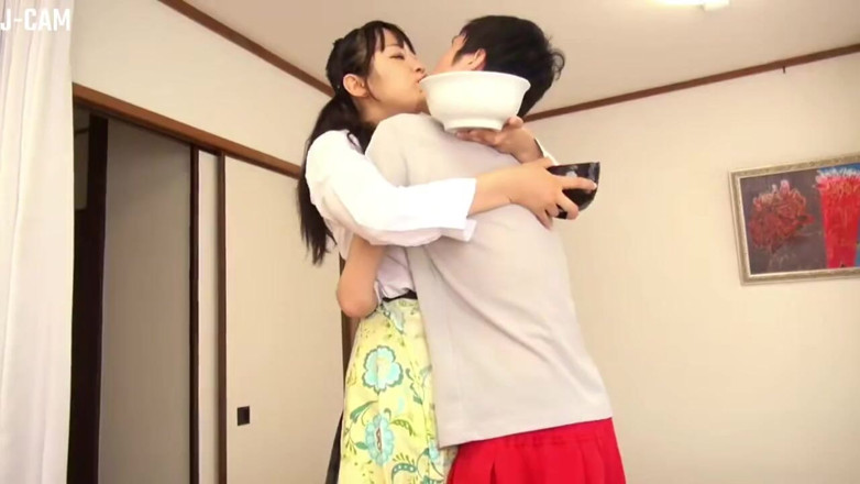J-Cams: Grembiule alla uniforme e un uomo single parte 1
