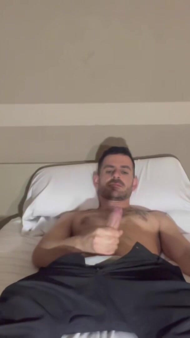 Xiscoxx Relaxing in Bed (XiscoXX Actor)
