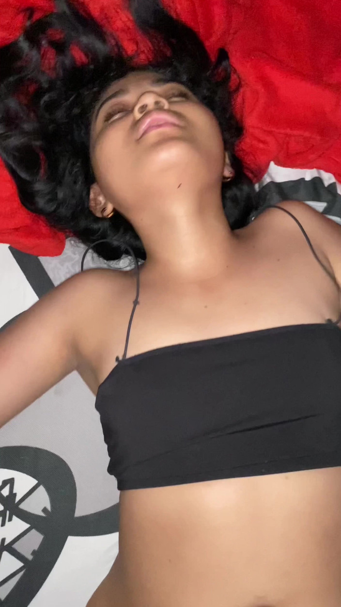 Yohamedi: Aku dientot habis-habisan sama abang tiriku sampai dia crot di...