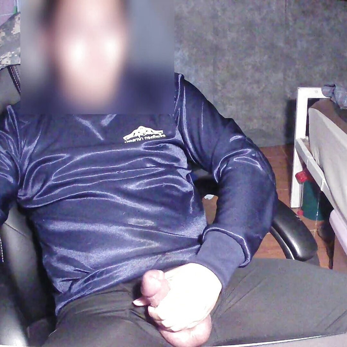 Hiroshi_cr: Abspritzen auf der kamera # 7