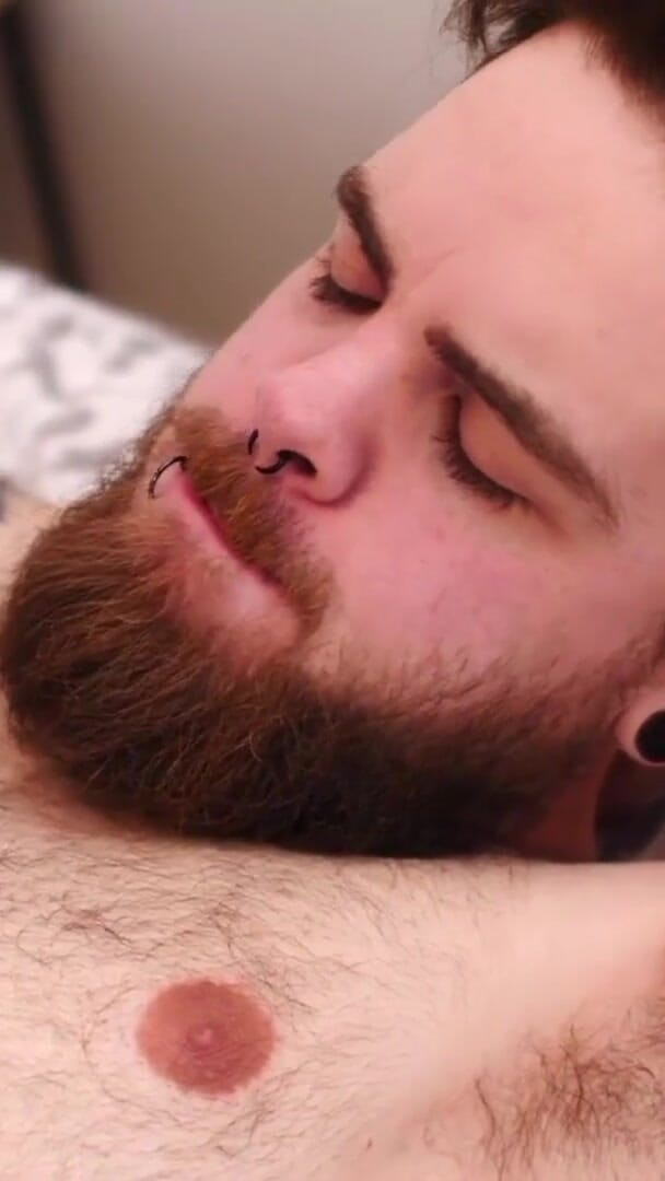BEARFILMS - Donathan Dramis pinned and fucked by young bear Claudio White (Bear Films) BEARFILMS - Donathan Dramis pinned and fucked by young bear Claudio White (Bear Films)