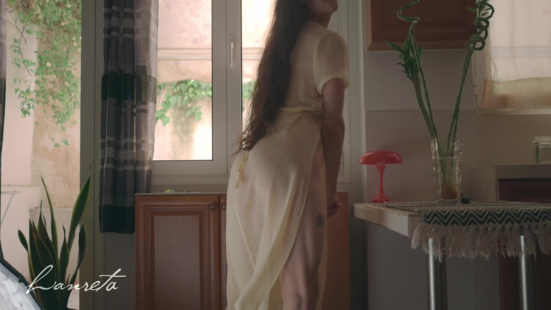 Lanreta: ลองชุดเซ็กซี่พร้อมน้ําหีแตกถึงจุดสุดยอด
