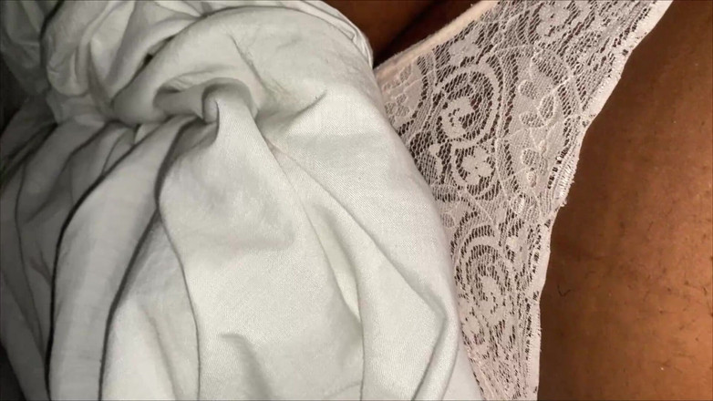 olivercastelistar: Kamarádka mé přítelkyně se nahrává a poslala mi video