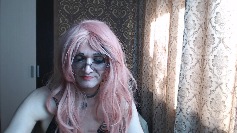 violet_bisex: Külotunu çıkar ve hepsini ağzına al.