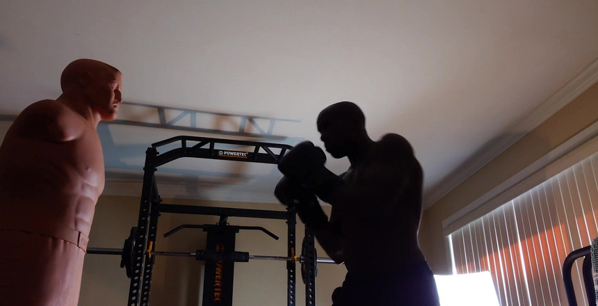 Hallelujah Johnson: Boksen training vandaag rekken van uw kennis de componenten van...