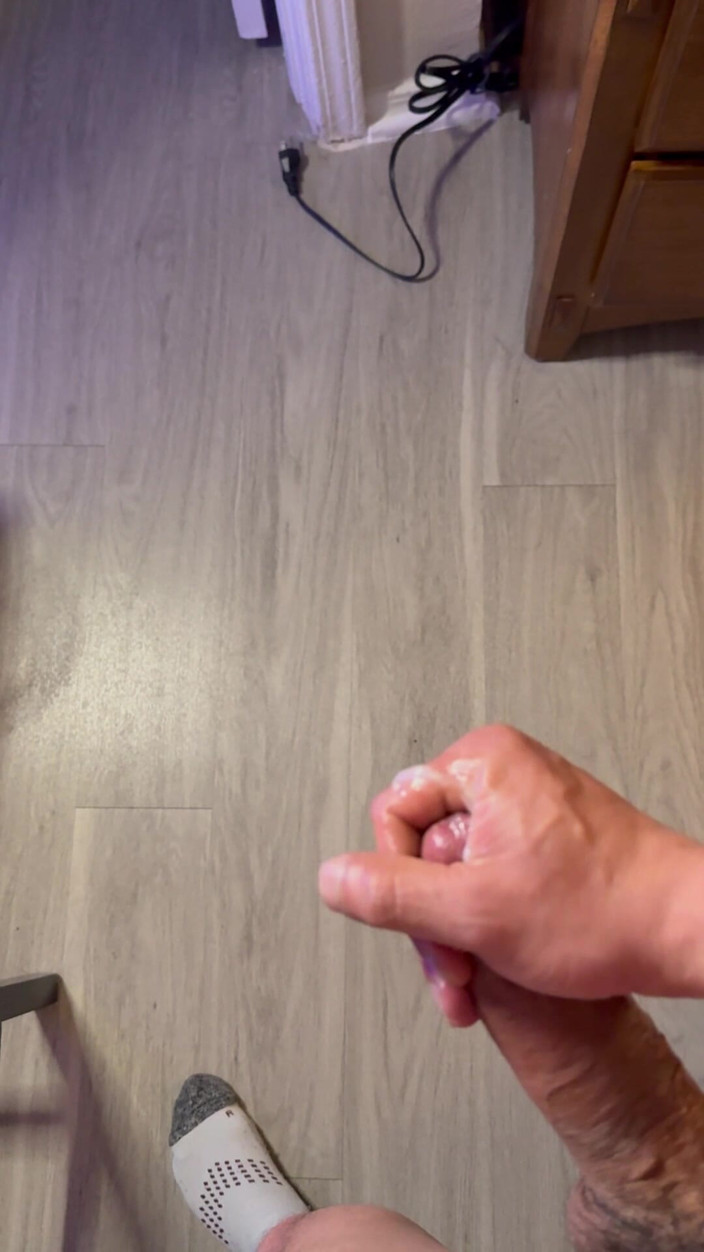 Sebastian goldxx: Ich wichs meinen dicken schwanz