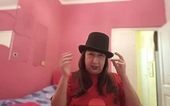 Veronica Rossi Official - introducerar sina fans till ett hett, hett nytt klipp