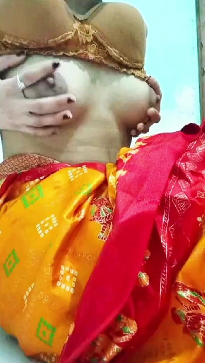 Silver_Worm: भारतीय लड़की पढ़ाती भूमिका हॉट और कामुक खेलती है