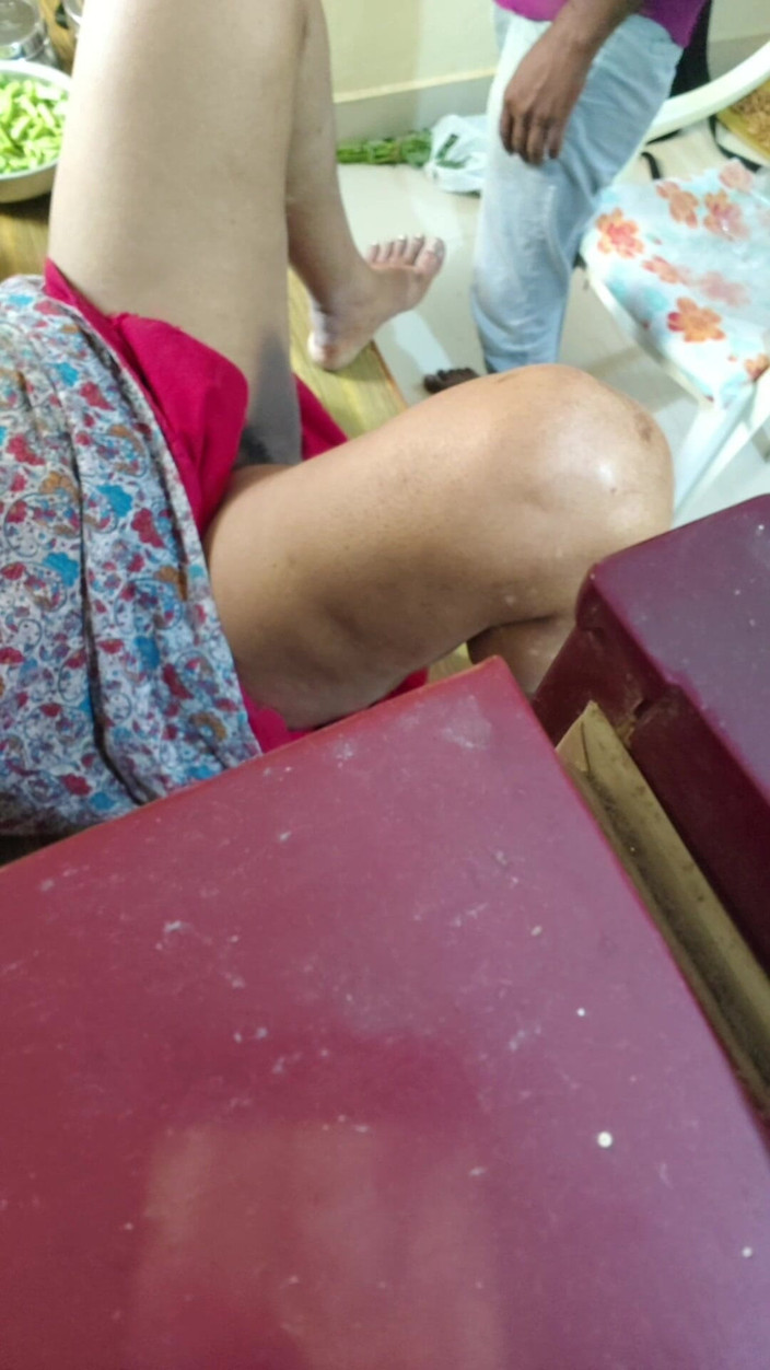 Porn films: Le propriétaire de la maison baise sa belle-mère tamoule