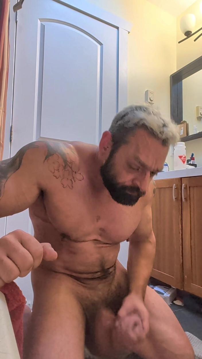 Bruiser Bearwood: Masturbace silikonového ptáka