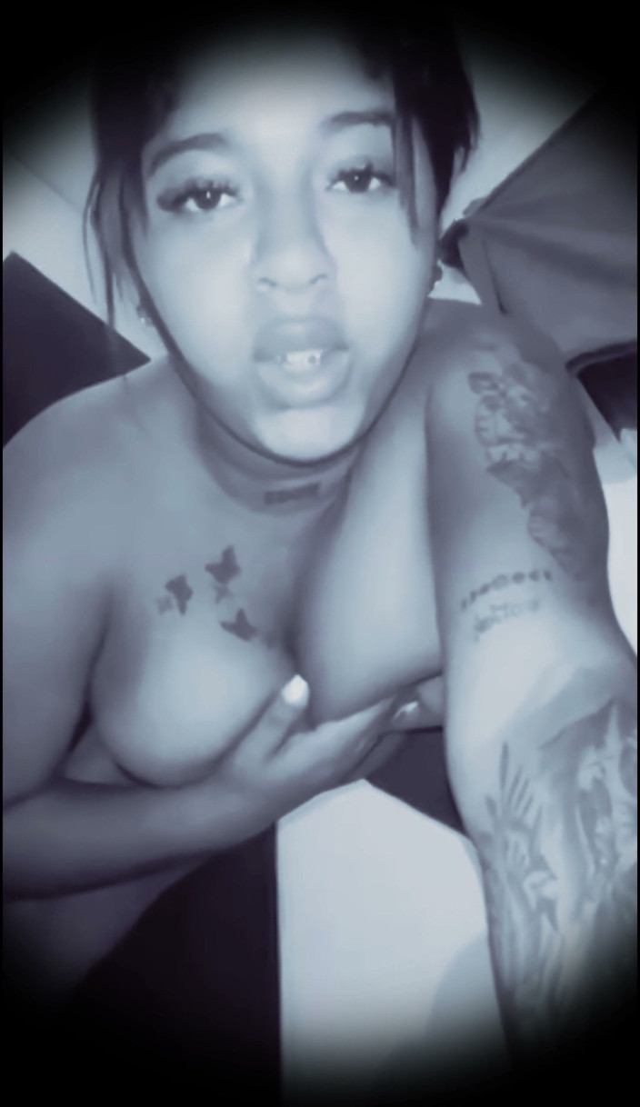 PABLO N3GROBAR: Lil Latina Giantess Bedroom Time