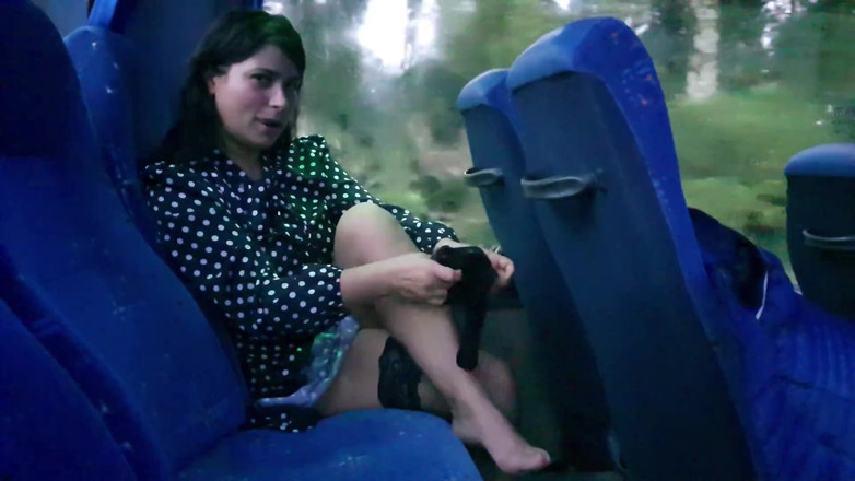 ExpressiaGirl: Ho filmato una ragazza tettona che si masturba su un...