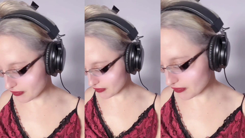 FinDom Goaldigger: Asmr blueberry eating - asmr, occhiali, la gigantessa