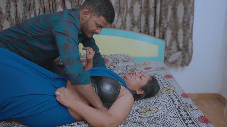 Next short: Indiana quente beutyfull desi girl para saree convidar namorado hardcore...