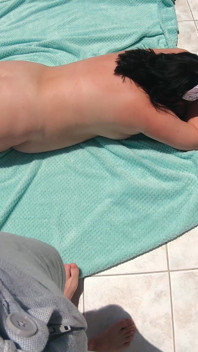 Sváteční šukání až do stříkajícího orgasmu