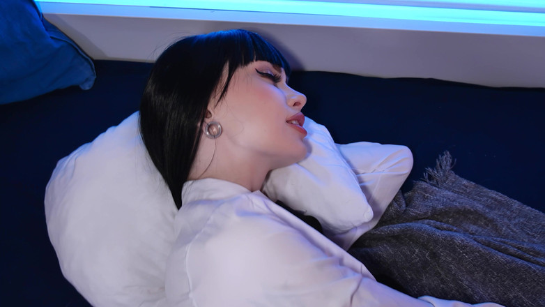 Eva Barbie: Sorellastra distrutta figa e sperma dentro di lei