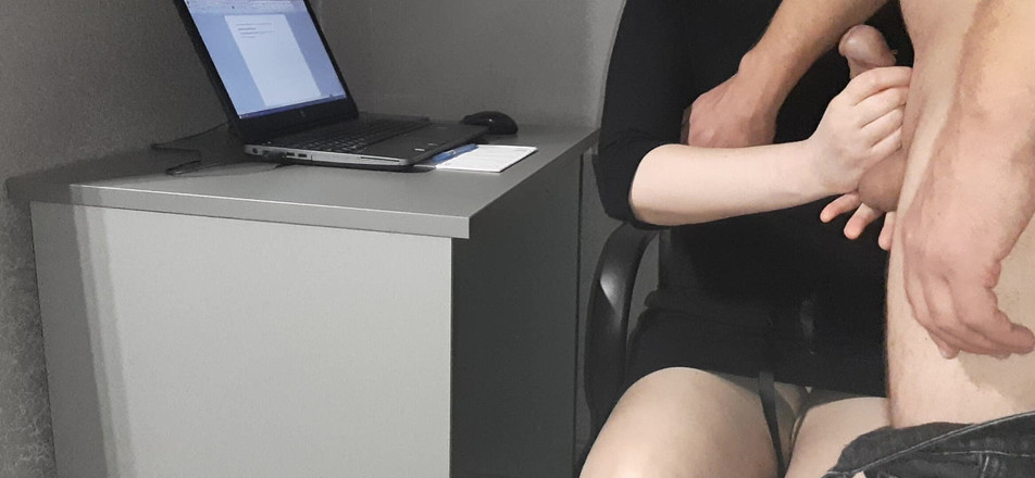 Vik_All: 사무실에서 상사와 남편을 속였다.