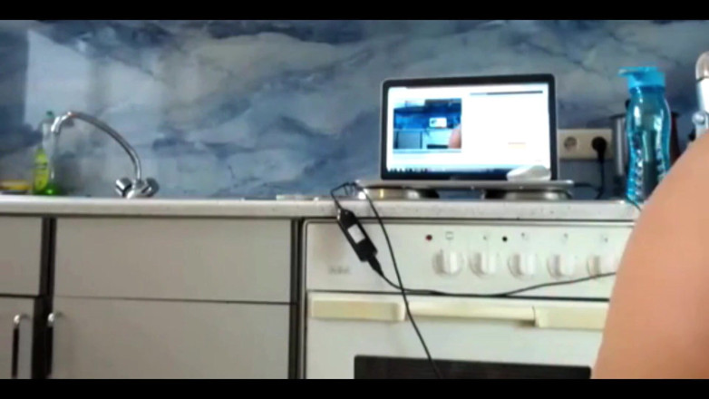 Sexydea: Menina sexydea mostrando buceta na webcam ao vivo