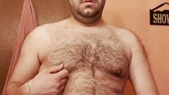 D Longer: Honění a hra s bradavkami