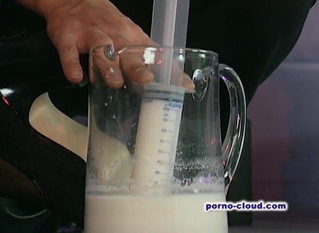 Porno Cloud: Grazy klysma en vuistneuksessie -DVD-