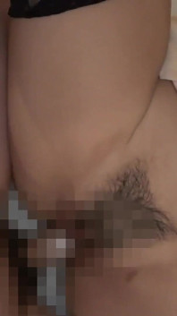 Partie 3, épilation, extraction dans un salon, ex-copine, corps pulpeux avec un décolleté divin et des fesses magnifiques 300