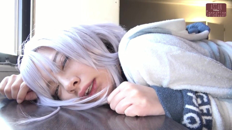 J-Cams: Cosplayer submisso - Engolindo e Orgasmos Rápidos - Capítulo 2