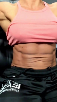 Veiny Musclegodess