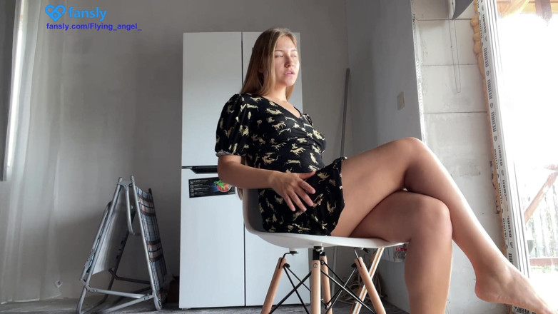 Stacy_via: Seducing the Gardener. Masturbation and Squirting. He's Looking Right at...