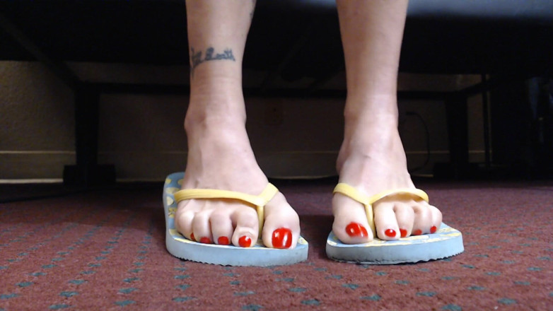 Abby Anna: Ngentot kaki di flipflops closeup