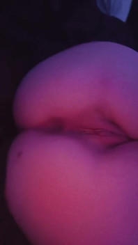 Joyliii Is Edging with a Guy on Snap.