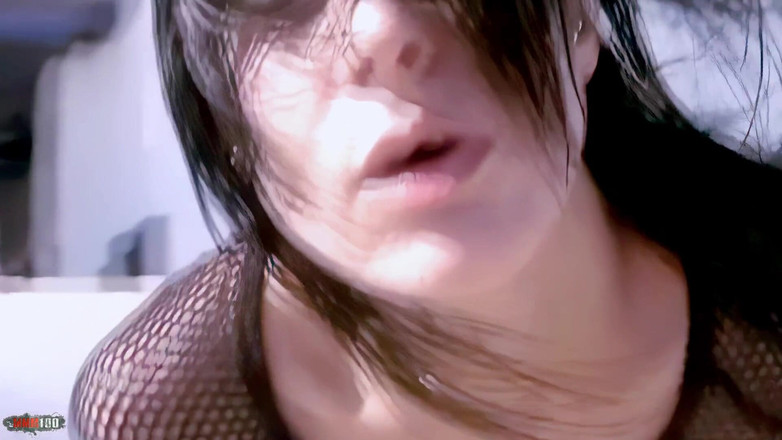 MMM100: Barbara-nux Brunetă fierbinte Tânără Barbara Nux îndepărtarea hainelor