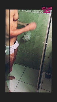 V koupelně mé macechy