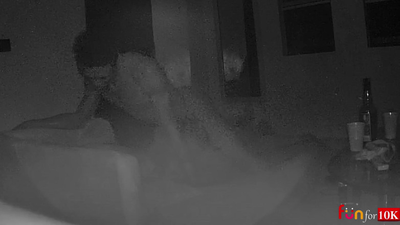 Funfor10k gay videos: Опівночі Трах З Гетеросексуальним Чуваком, На Який Я Закоханий
