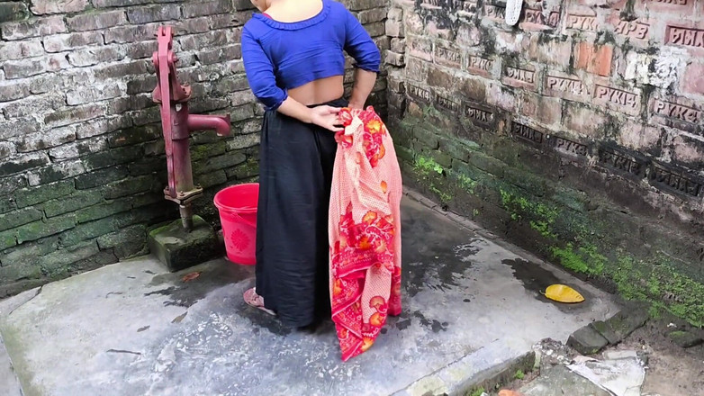 SAFI TV: Je vois que ma demi-sœur aînée prenait un bain, je...