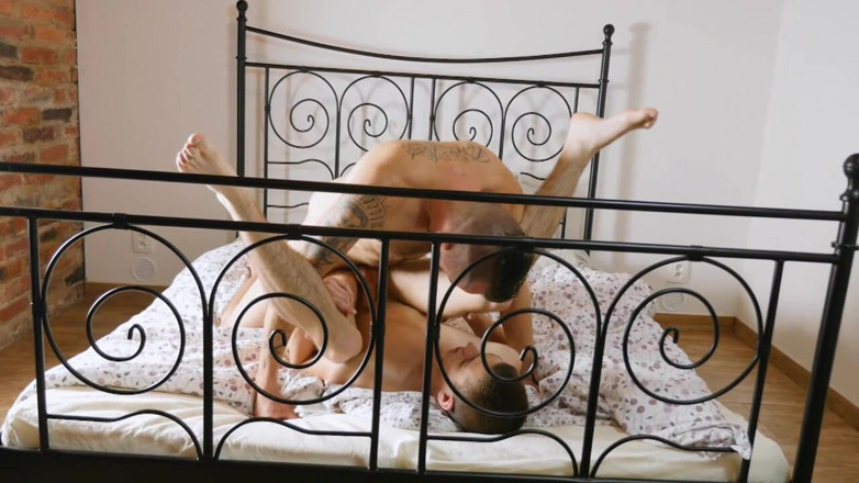 UK Naked Men: Tim Law &amp; Jerry Kaytton