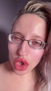 Besessenheit mit großen lippen, WICHsanleitung für findom paypig