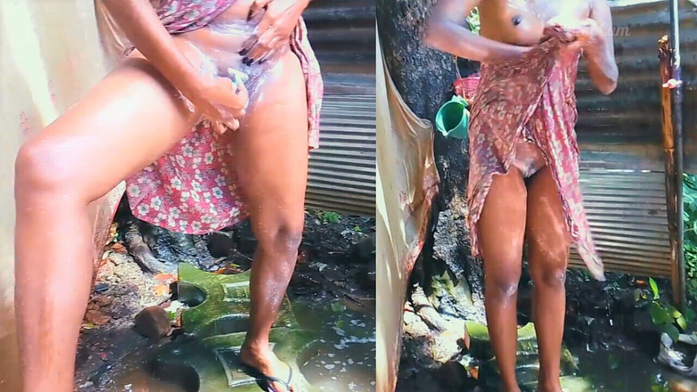 Desi_cum: Tante seksi india lagi asik mandi sambil mencukur bulu jembutnya