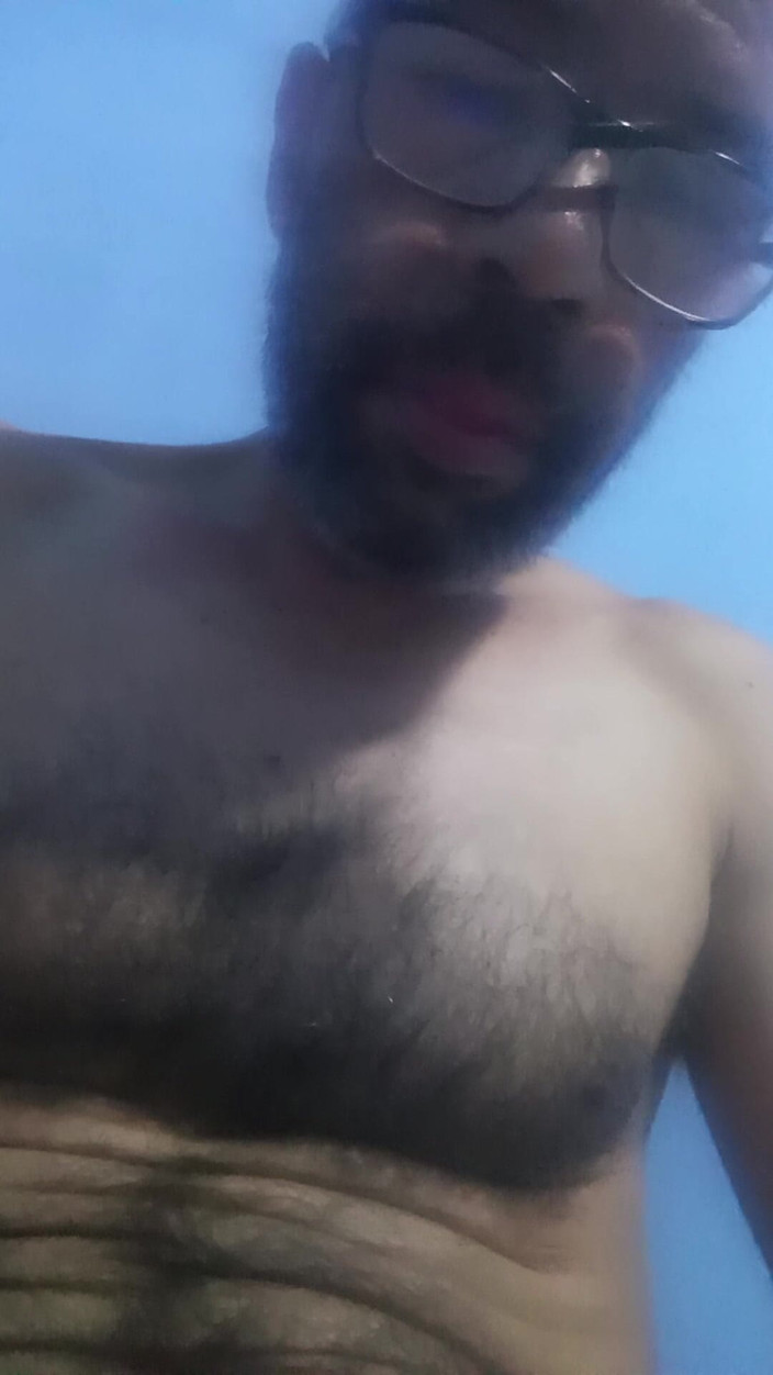 Jhonbahh: Sex solitar dimineața devreme