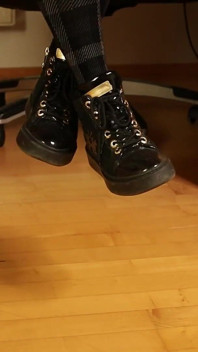 Plaid Tights & Stylish Sneakers - Dangling, Shoeplay & Foot Focus