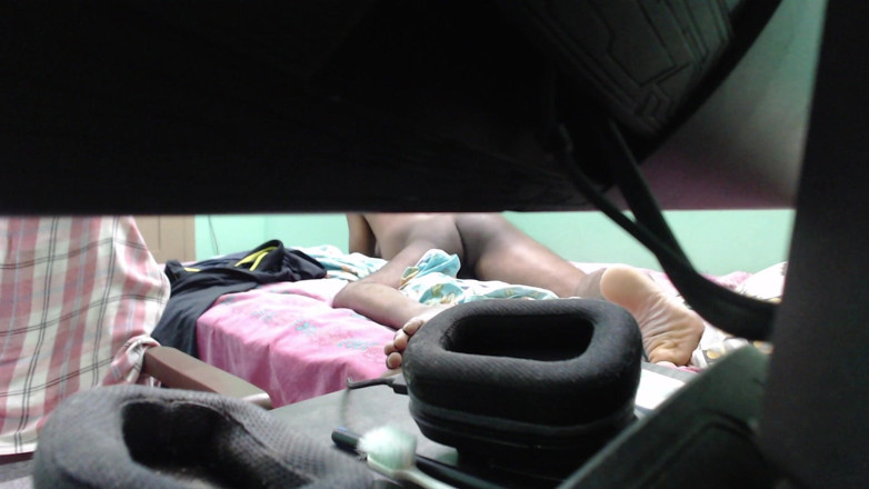 brazelboy1988: Camera nascosta sul letto