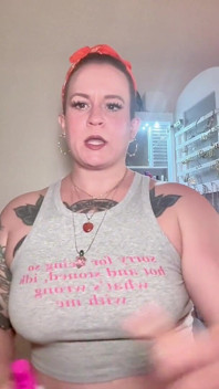 POV: freundin macht dein make-up für date-nacht